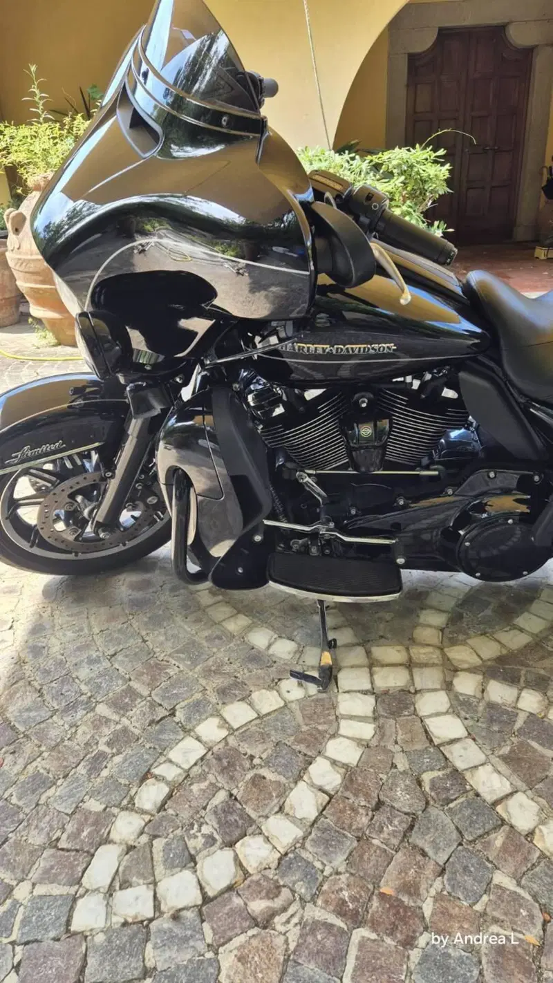 Harley-Davidson 107 Electra Glide Ultra Limited (2017 - 18) - FLHTK (4)