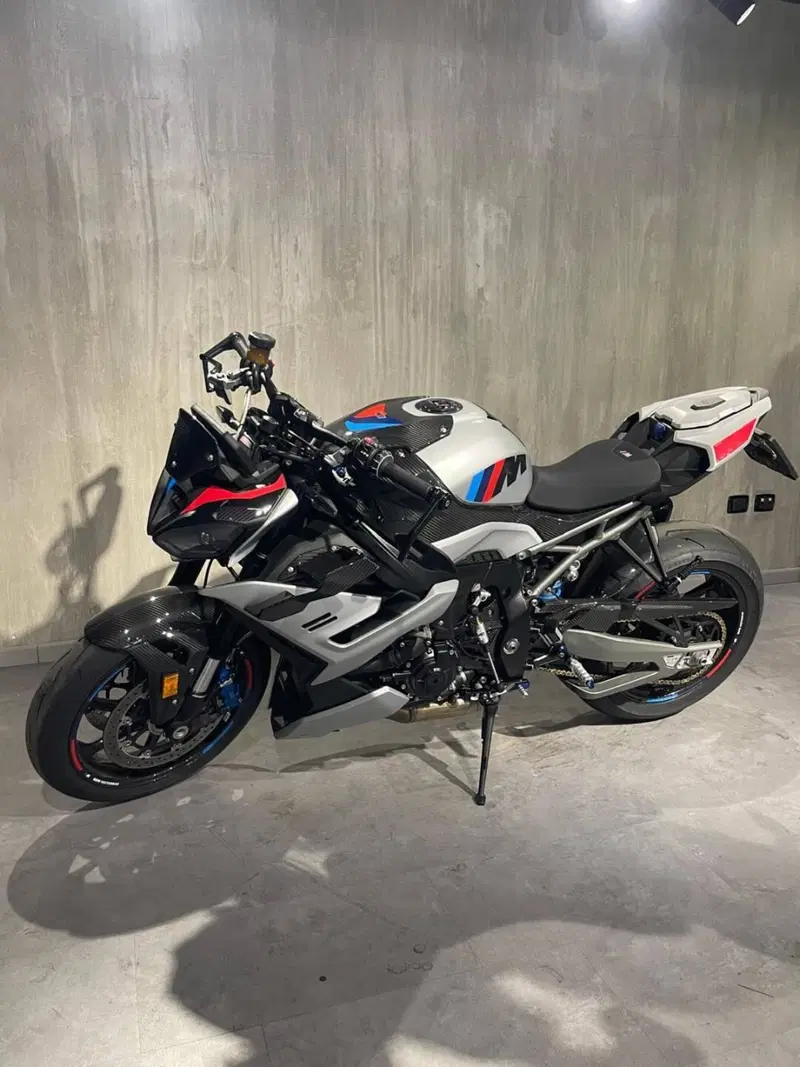 Bmw M 1000 R (2025 - 26) (4)