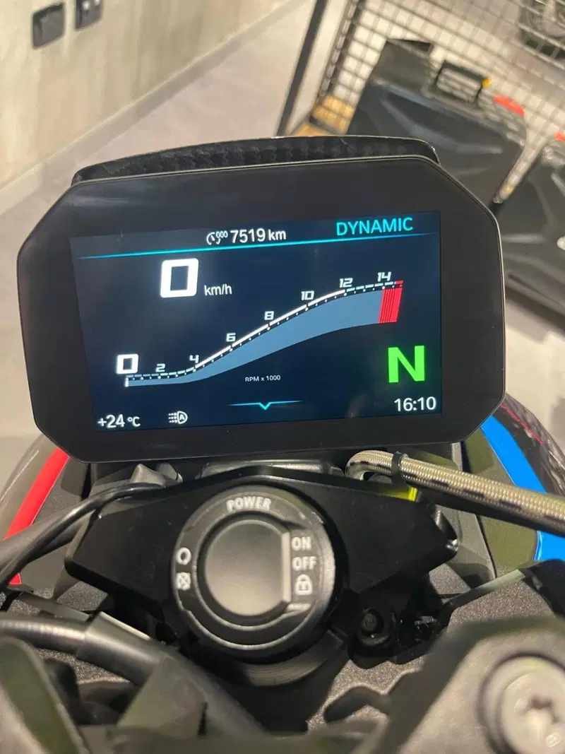 Bmw M 1000 R (2025 - 26) (10)