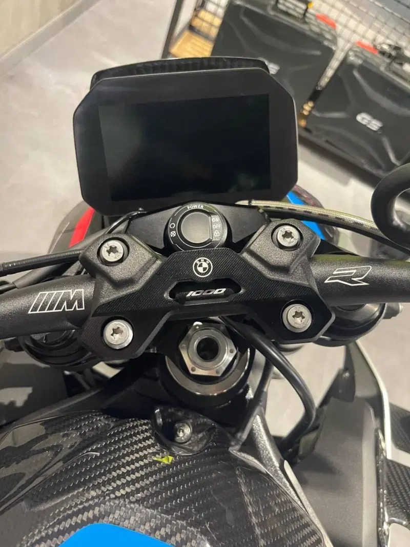 Bmw M 1000 R (2025 - 26) (12)