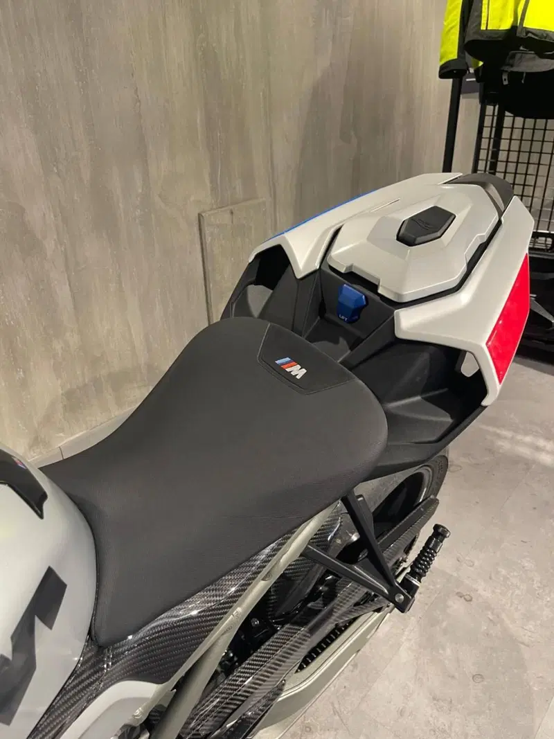 Bmw M 1000 R (2025 - 26) (14)