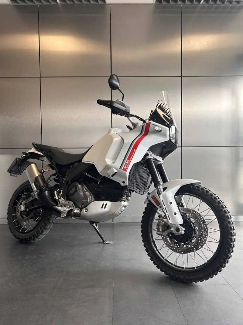 Ducati DesertX (2022 - 25) (2)