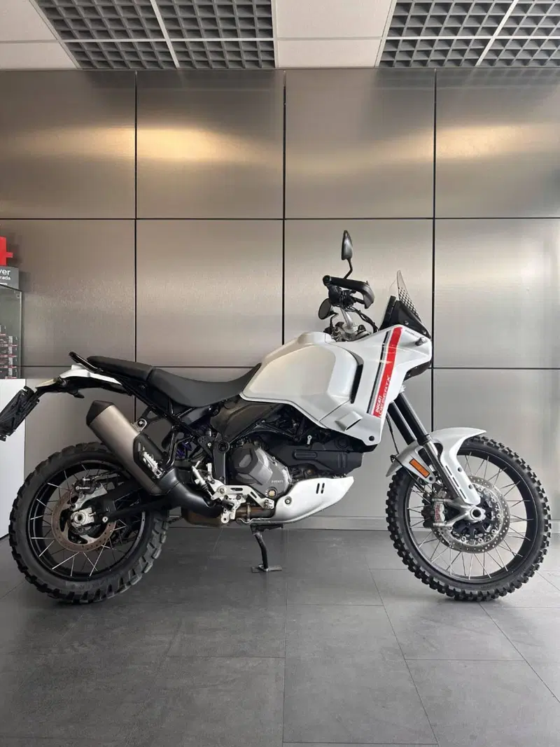 Ducati DesertX (2022 - 25)