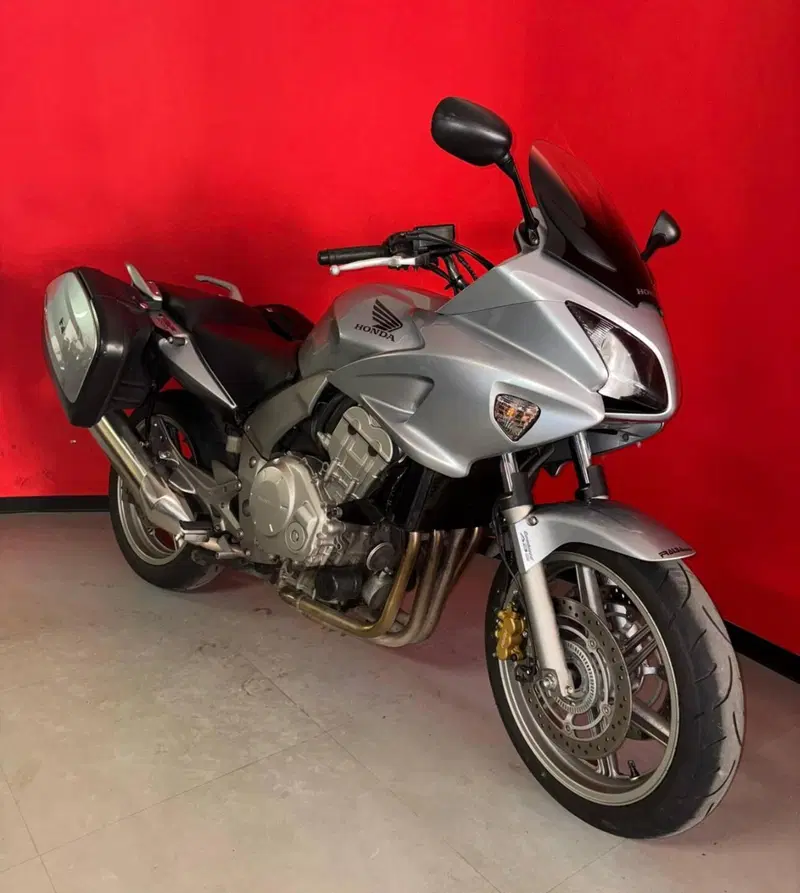 Honda CBF 1000 ST (2)