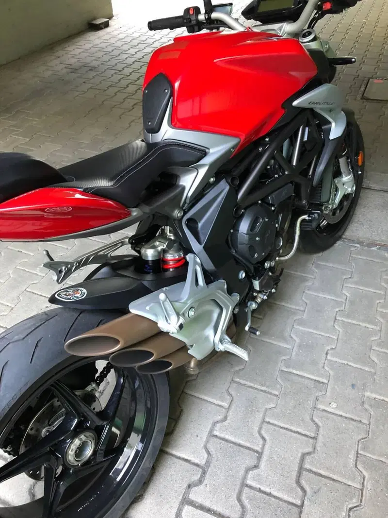 MV Agusta Brutale 800 EAS ABS (2016 - 19) (2)