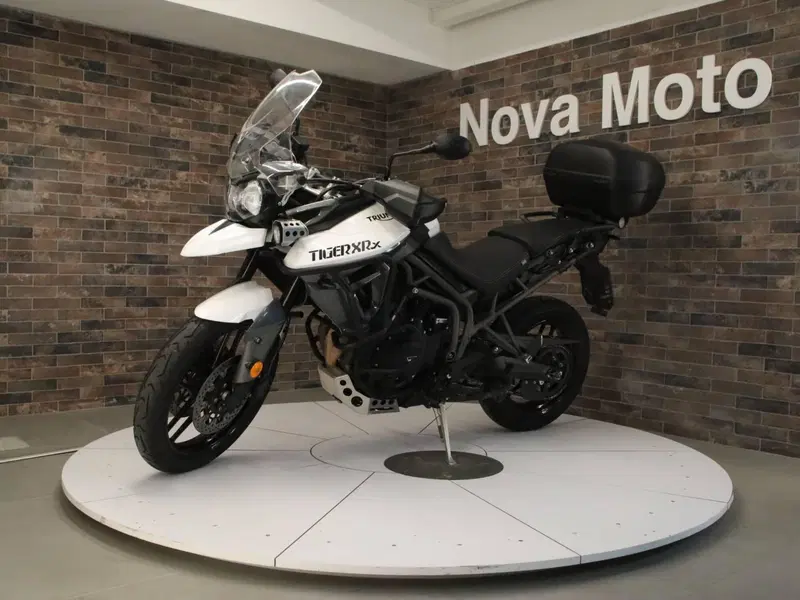 Triumph Tiger 800 XRx (2015 - 17) (2)