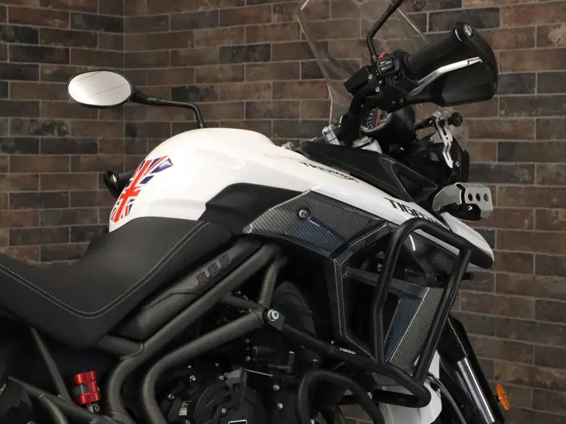 Triumph Tiger 800 XRx (2015 - 17) (14)
