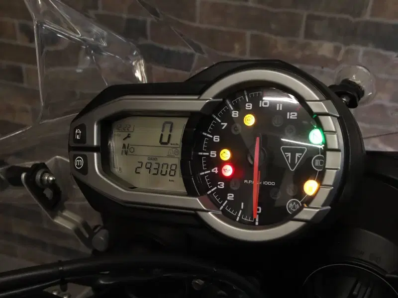 Triumph Tiger 800 XRx (2015 - 17) (17)