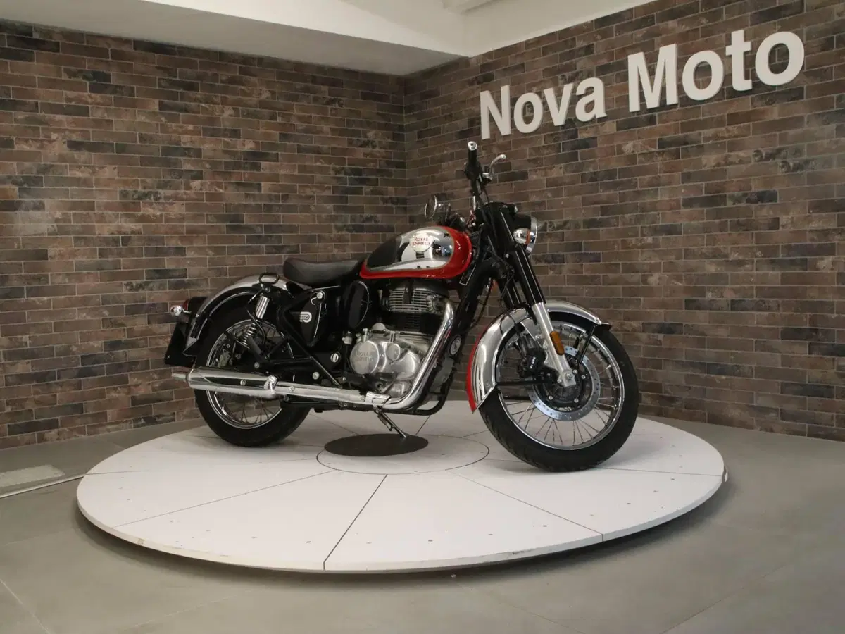 Royal Enfield Classic 350 (2021 - 26) (6)