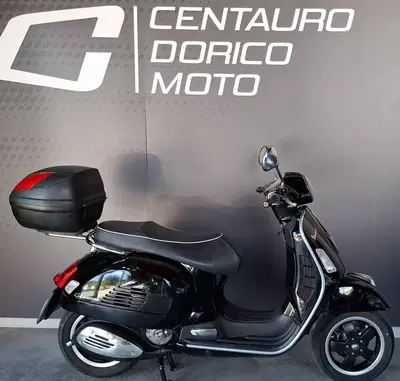 Vespa GTS 300 Super (2008 - 16) usata