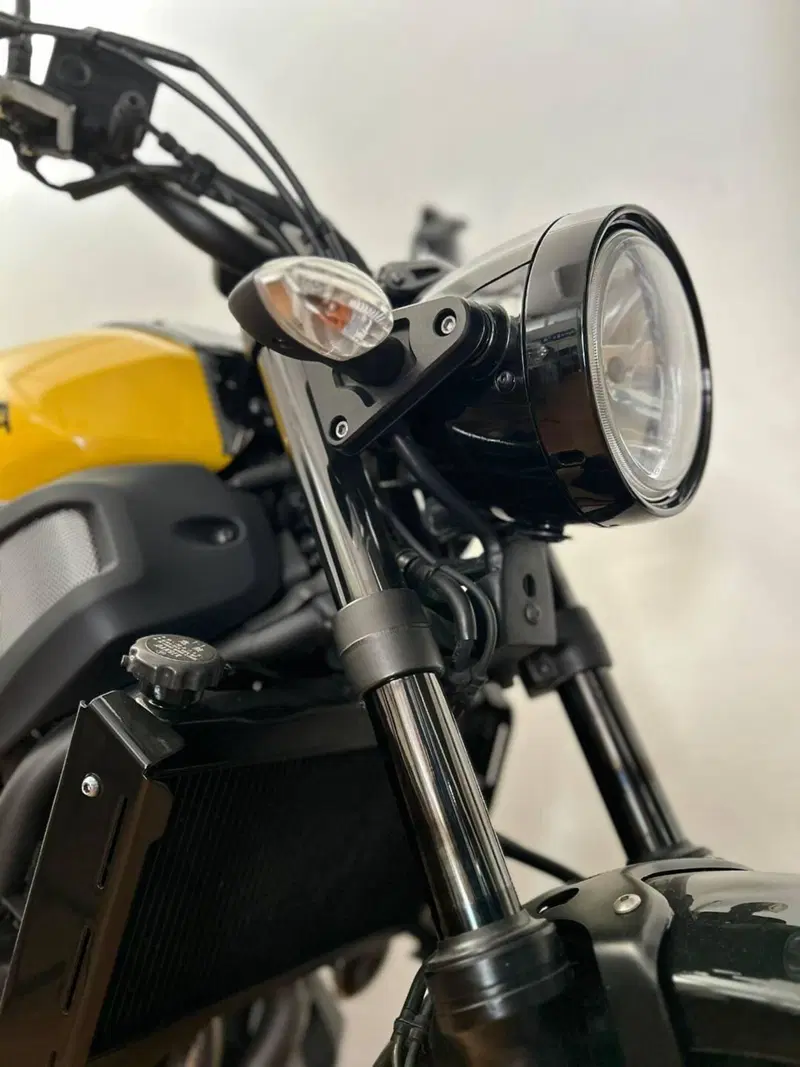 Yamaha XSR 700 ABS 60th Anniversary (2016 - 18) (3)