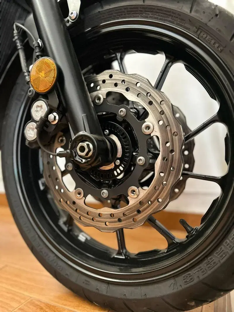 Yamaha XSR 700 ABS 60th Anniversary (2016 - 18) (5)