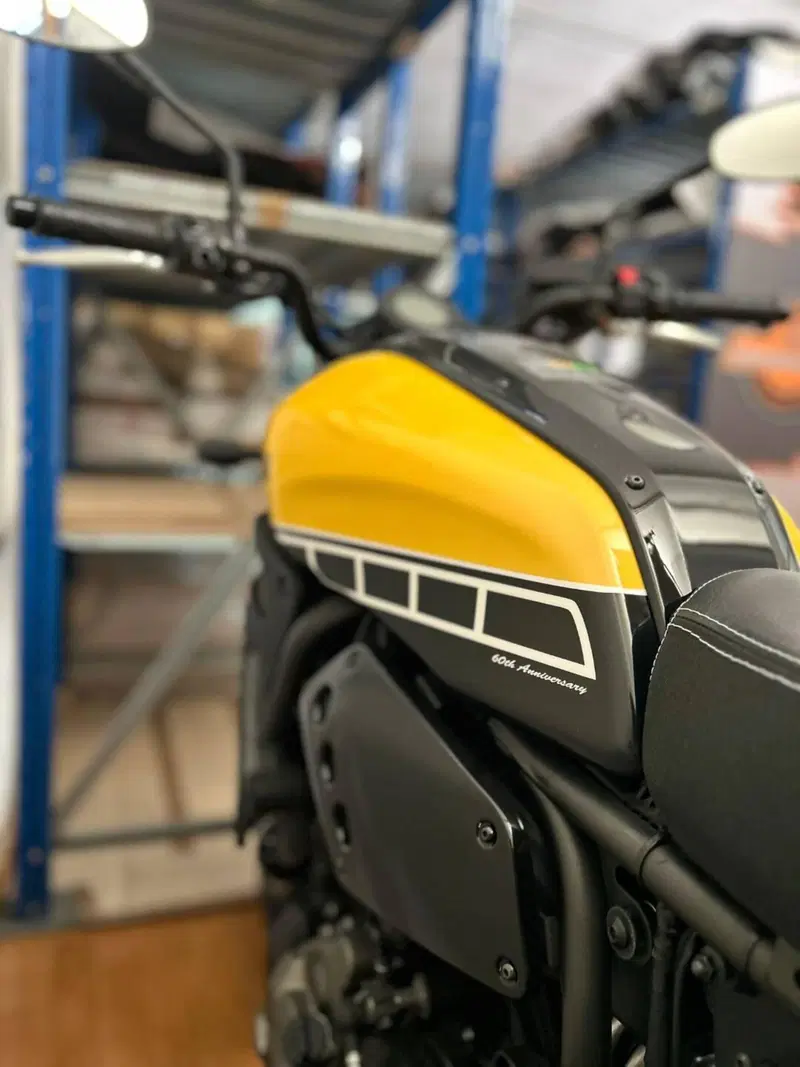 Yamaha XSR 700 ABS 60th Anniversary (2016 - 18) (12)
