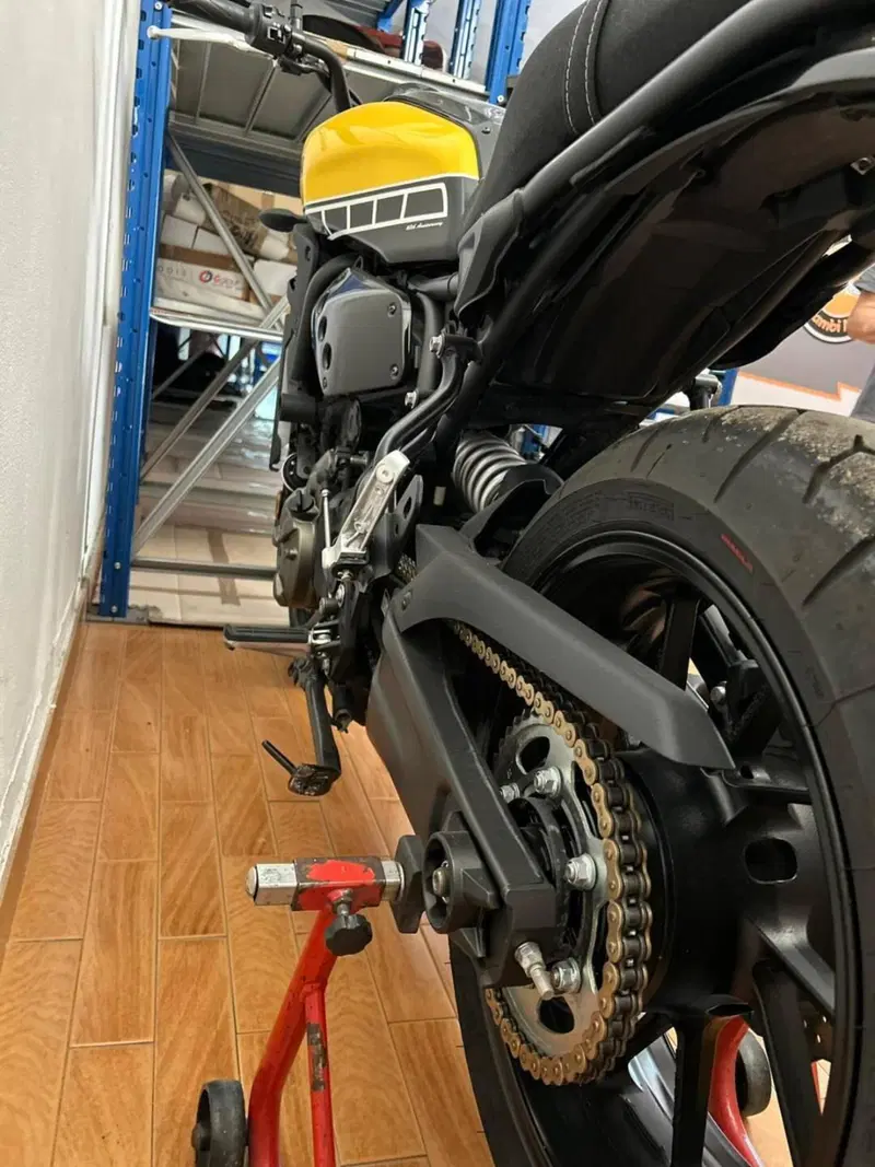 Yamaha XSR 700 ABS 60th Anniversary (2016 - 18) (16)