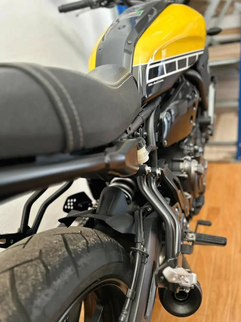 Yamaha XSR 700 ABS 60th Anniversary (2016 - 18) (17)