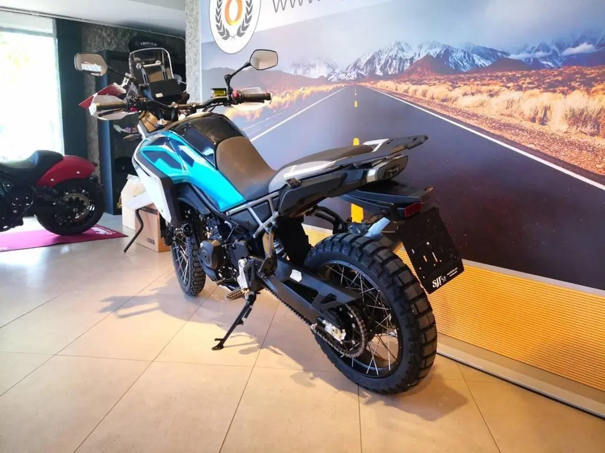 CFMOTO 450MT (2024 - 26) (9)