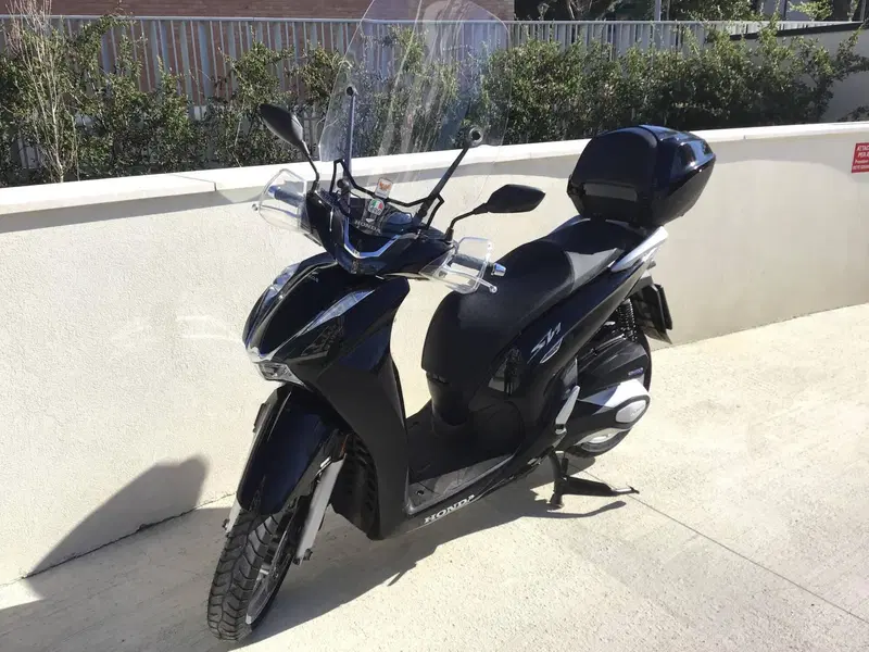 Honda SH 350 (2021 - 24) (4)