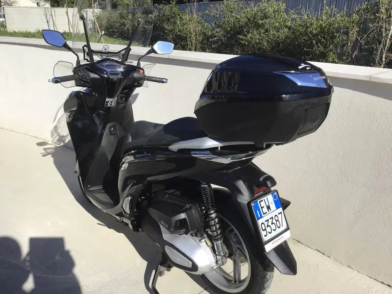 Honda SH 350 (2021 - 24) (5)