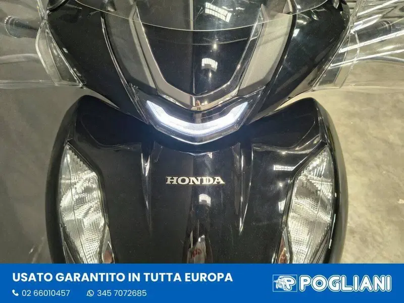 Honda SH 350 (2021 - 24) (8)