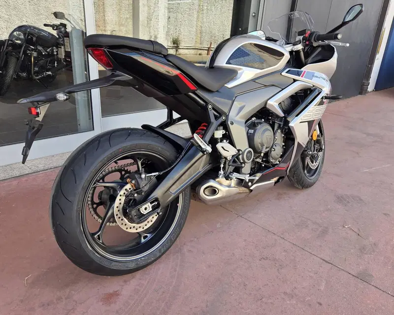 Triumph Daytona 660 (2027) (4)