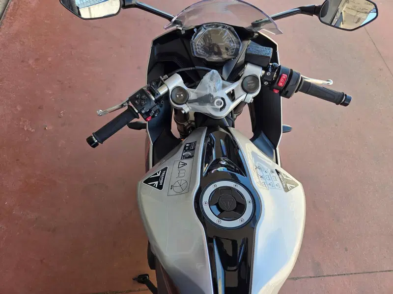 Triumph Daytona 660 (2027) (5)