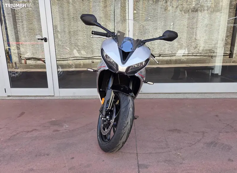 Triumph Daytona 660 (2027) (6)