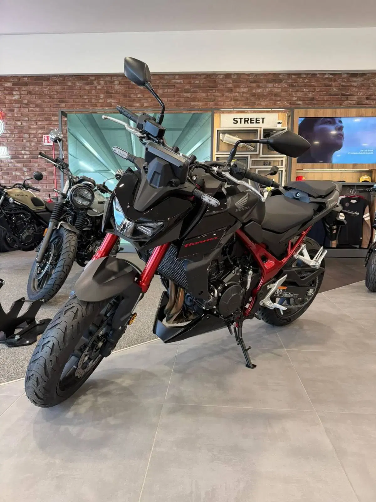 Honda CB 750 Hornet (2026) (2)