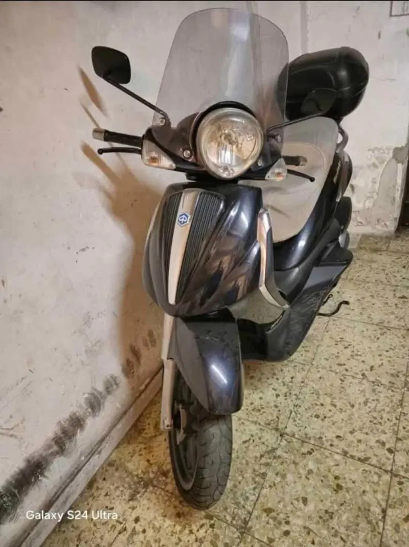 Piaggio Beverly Tourer 250