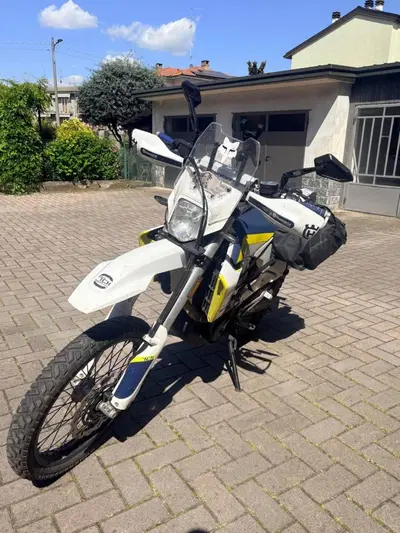 Husqvarna 701 Enduro (2017 - 19) usata