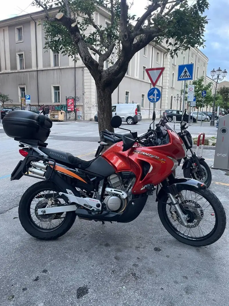 Honda Transalp XL 650V (2005 - 06) (4)