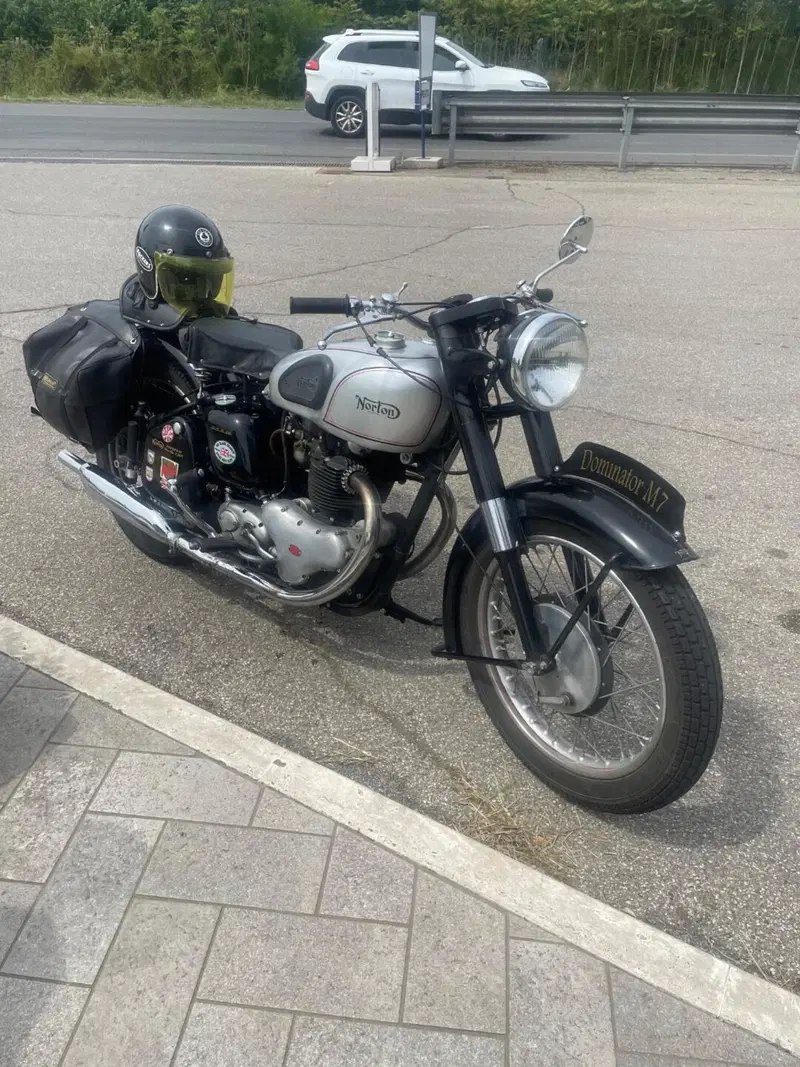 Norton Dominator (5)