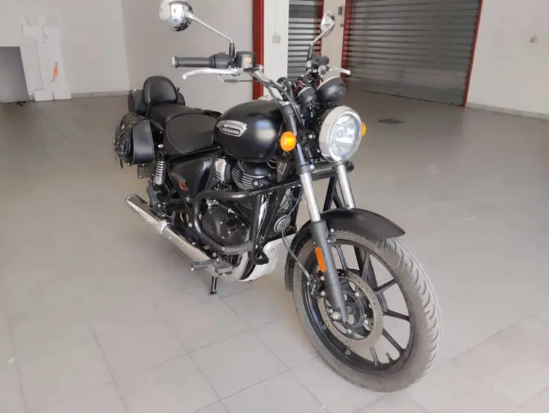 Royal Enfield Meteor 350 (2021 - 26)