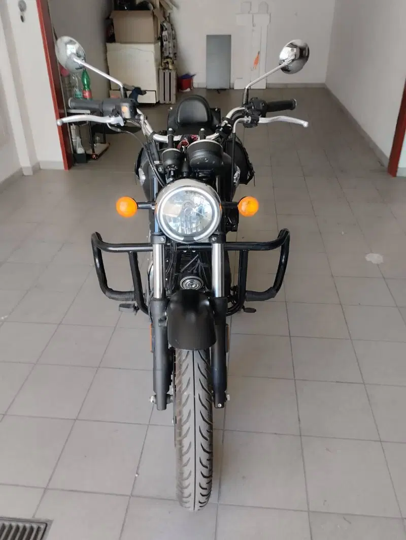 Royal Enfield Meteor 350 (2021 - 26) (3)