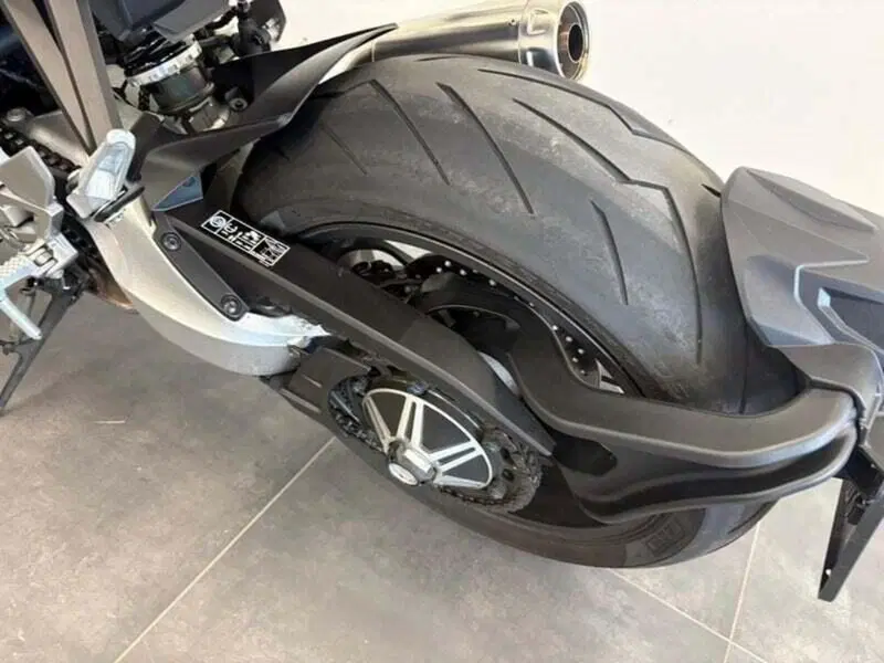 Honda CB 1000 R (2021 - 25) (7)