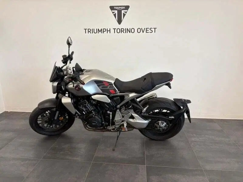 Honda CB 1000 R (2021 - 25) (2)