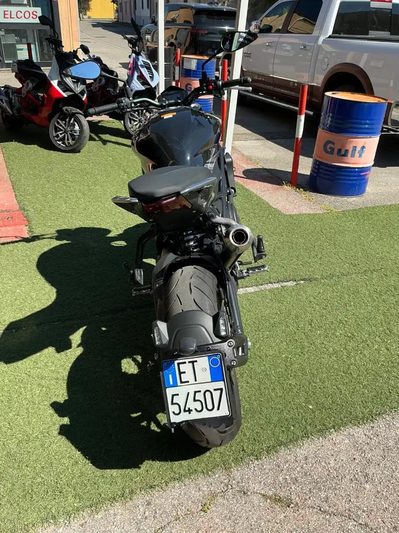 Benelli 752 S (2019 - 20) (6)