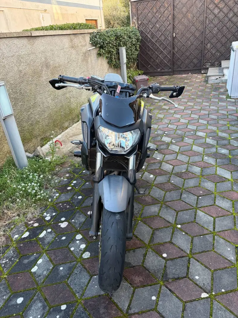 Yamaha MT-07 (2018 - 20) (3)