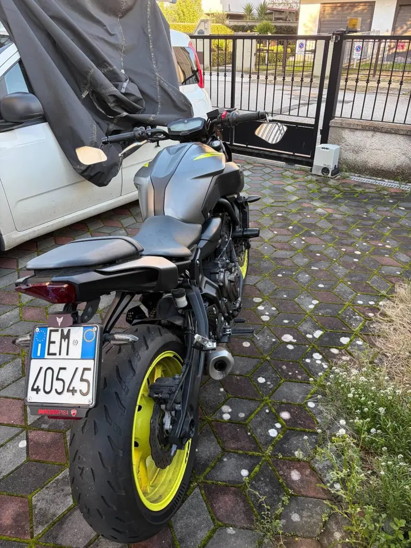 Yamaha MT-07 (2018 - 20) (4)