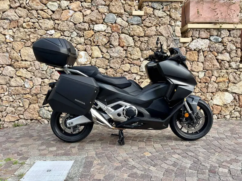 Honda Forza 750 DCT Travel (2021 - 24) (10)