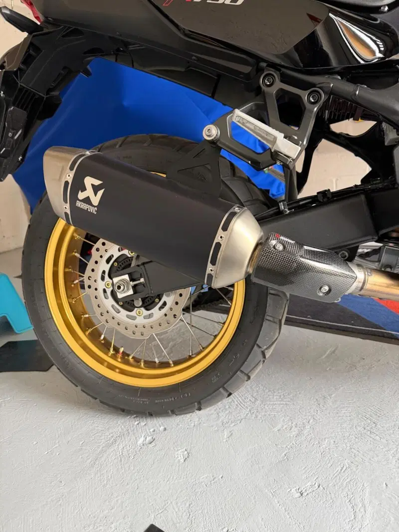 Honda Transalp XL750 (2025) (2)