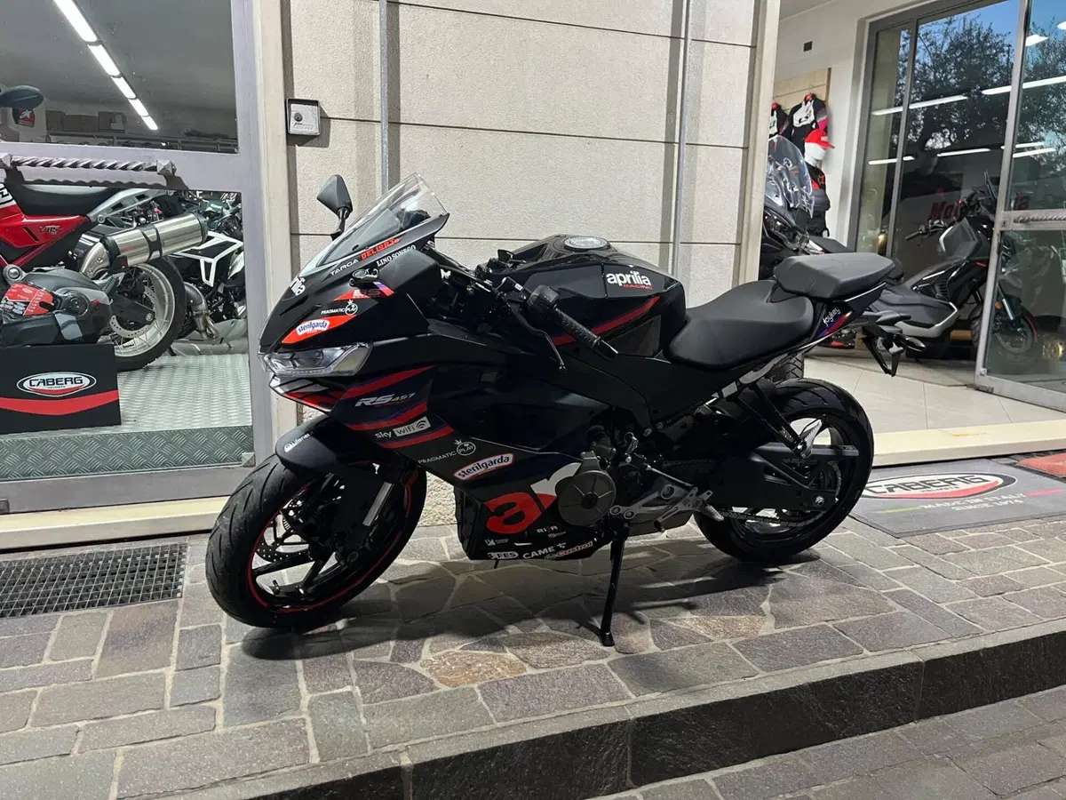 Aprilia RS 457 GP Replica (2026) (7)