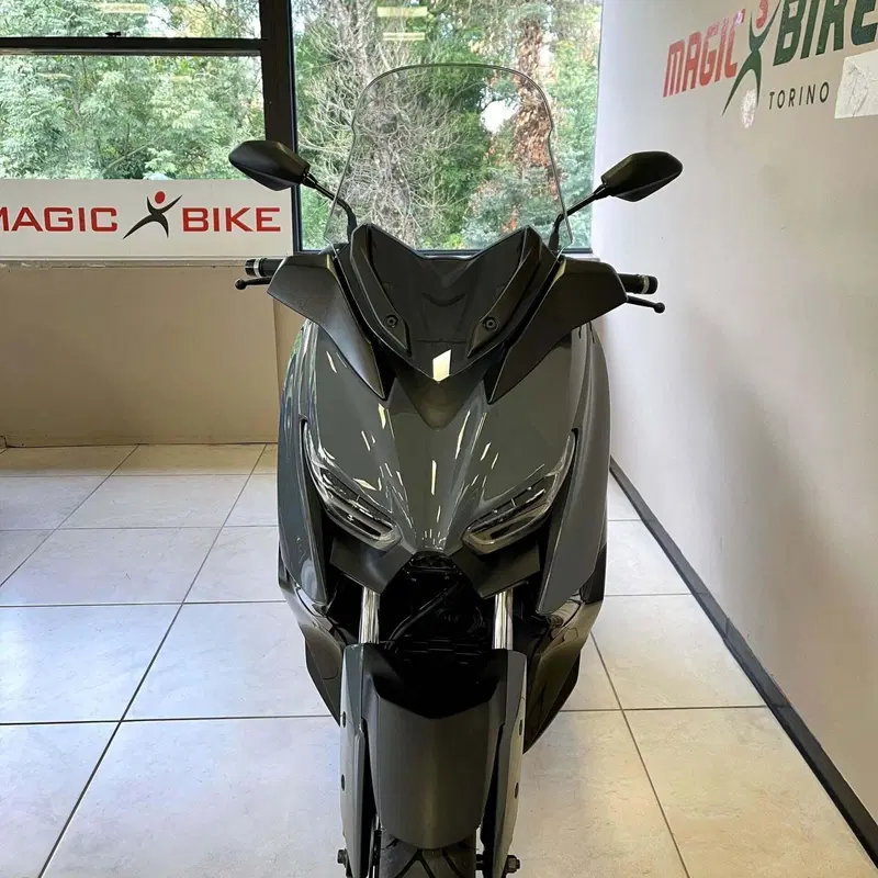 Yamaha X-Max 300 Tech Max (2021 - 24) (4)