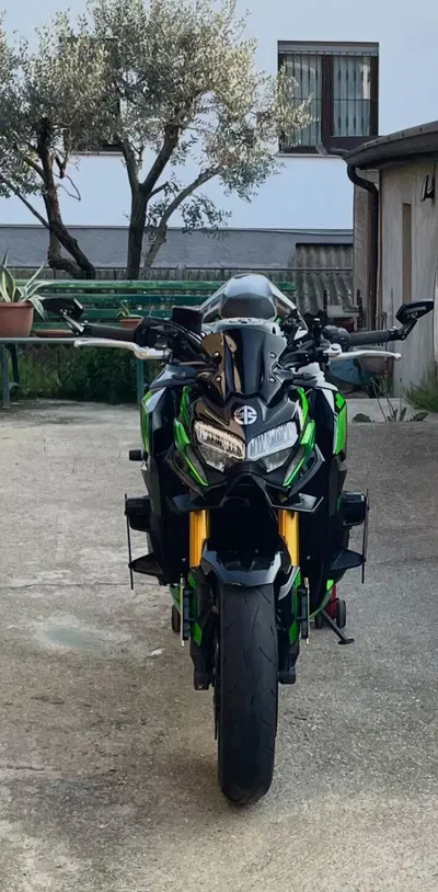 Kawasaki Z 900 SE (2022 - 24) usata