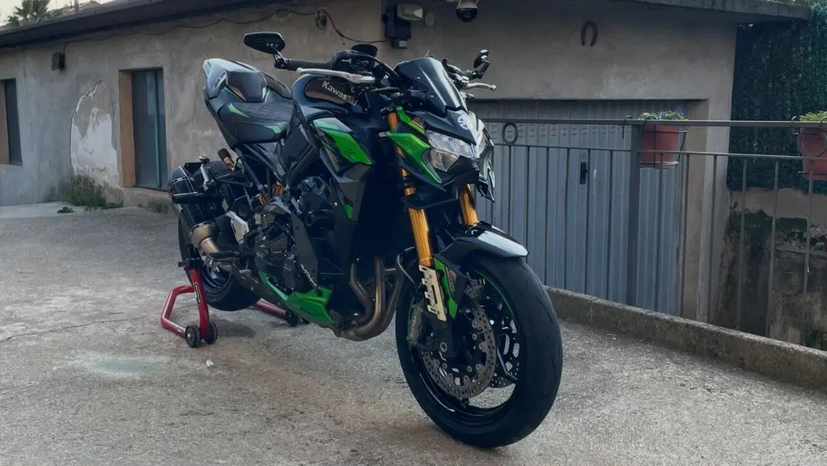 Kawasaki Z 900 SE (2022 - 24) (2)