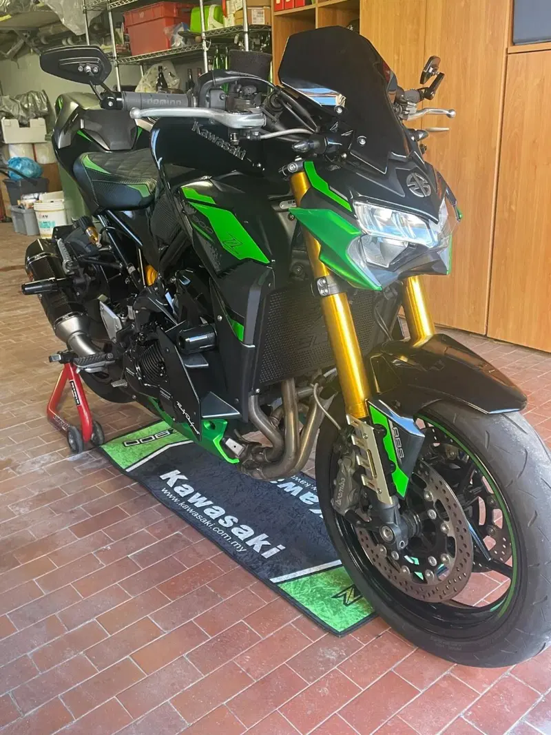 Kawasaki Z 900 SE (2022 - 24) (3)