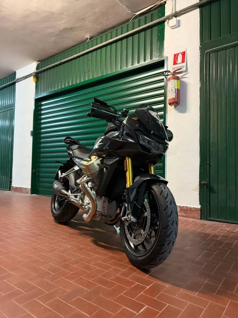 Moto Guzzi V100 Mandello S (2022 - 24) (5)