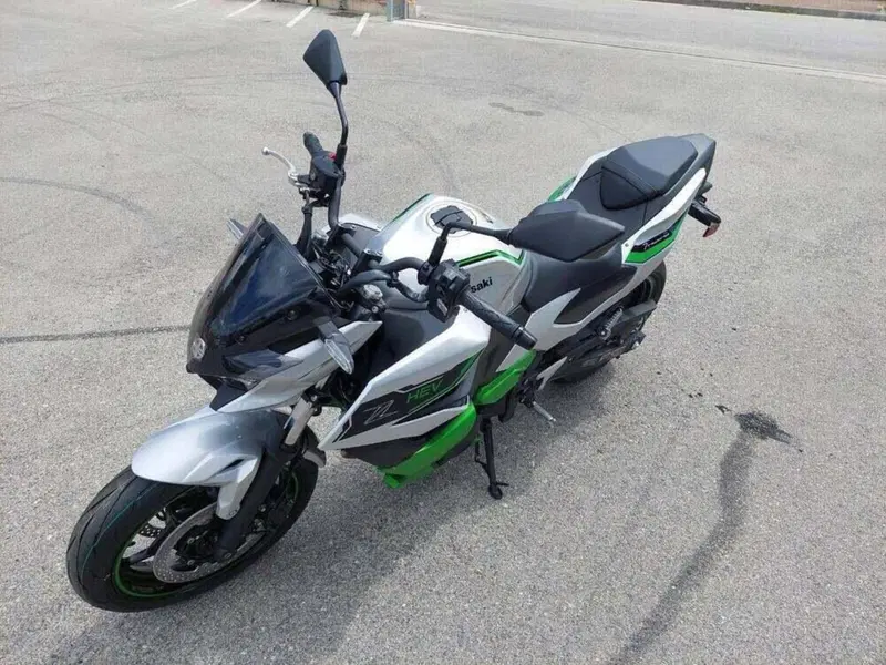 Kawasaki Z7 Hybrid (2024 - 26) (5)