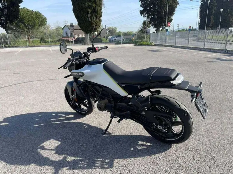 Husqvarna Vitpilen 125 (2024 - 26) (5)