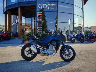 Moto Guzzi V100 Mandello (2025 - 26) nuova