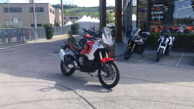 MV Agusta LXP Enduro Veloce (2024 - 25) (2)